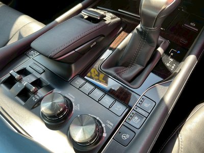صورة مصغرة 22 لـ 2015 Lexus LX