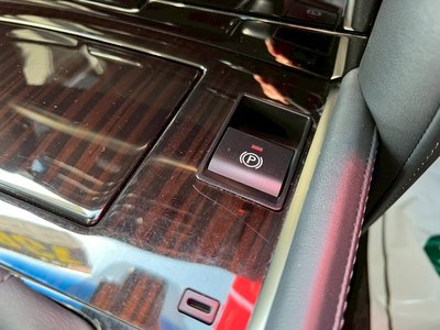 صورة مصغرة 47 لـ 2015 Lexus LX
