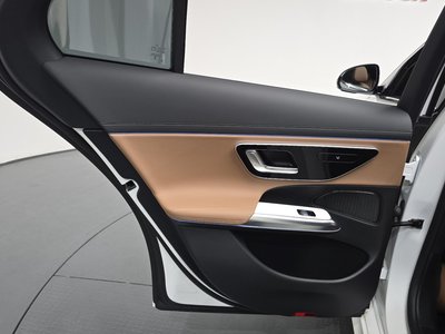 صورة مصغرة 15 لـ 2025 Mercedes-BENZ E-CLASS