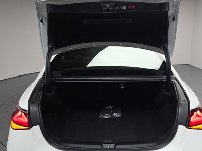 صورة مصغرة 32 لـ 2025 Mercedes-BENZ E-CLASS