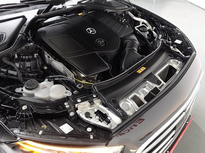 MERCEDES-BENZ E-CLASS - 7