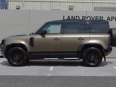 LAND ROVER DEFENDER - 5