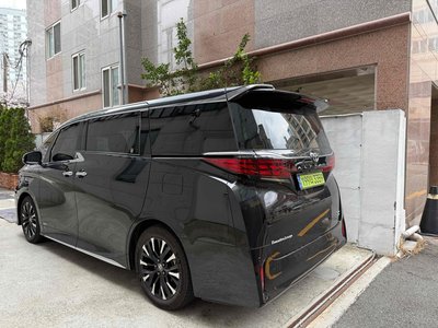 TOYOTA ALPHARD - 2