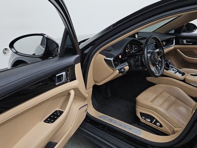 PORSCHE PANAMERA - 10