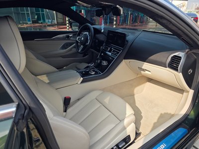 BMW 8 SERIES - 10