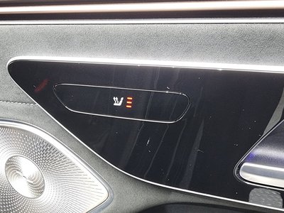 2022 Mercedes-BENZ EQS — миниатюра 18