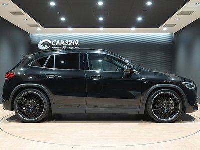 MERCEDES-BENZ GLA AMG - 10