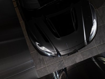 ASTON MARTIN DBX - 2