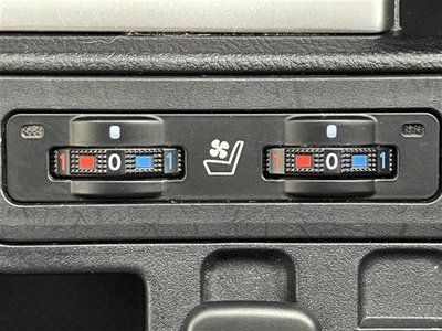 TOYOTA LAND CRUISER PRADO - 10