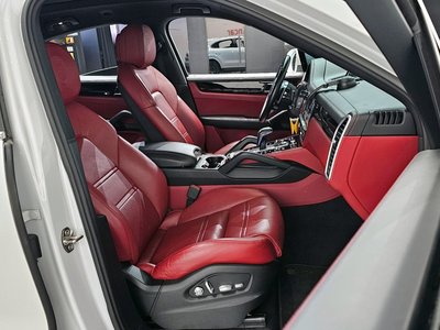 PORSCHE CAYENNE - 10