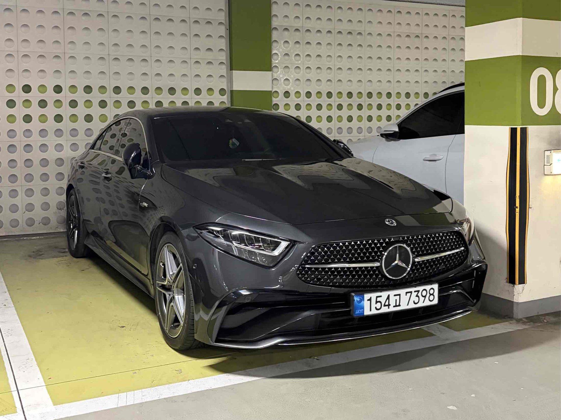 MERCEDES-BENZ CLS - View 1