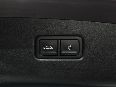 2022 Genesis GV70 thumbnail 34