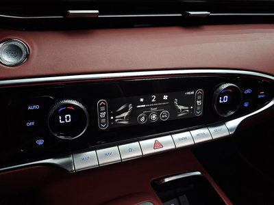 2022 Genesis GV70 thumbnail 28