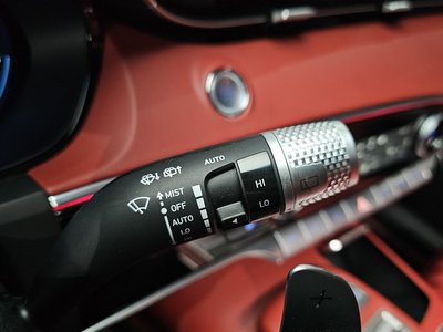 2022 Genesis GV70 thumbnail 30