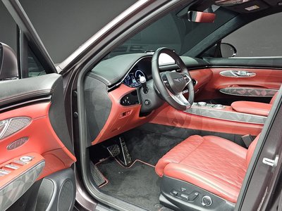 2022 Genesis GV70 thumbnail 13