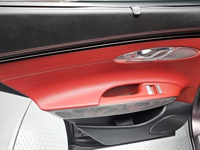 2022 Genesis GV70 thumbnail 15