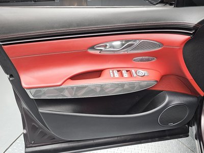 2022 Genesis GV70 thumbnail 14