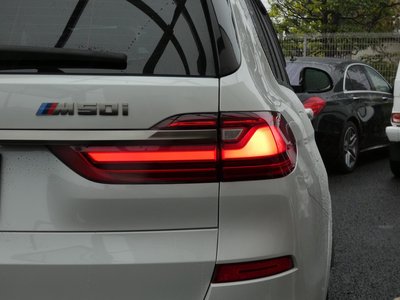 BMW X7 - 8