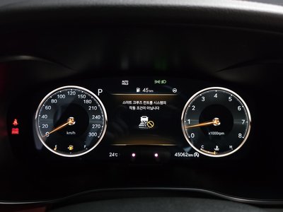 صورة 8 لـ 2022 Genesis THE NEW G70