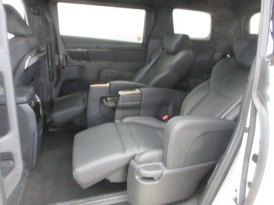 TOYOTA ALPHARD - 10