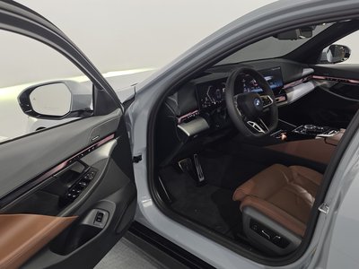 2025 BMW 5 SERIES photo 10