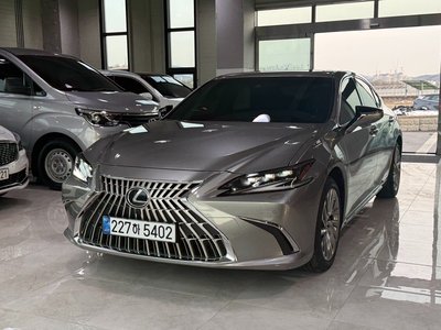 LEXUS ES - 1