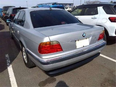 BMW 7 SERIES - 2