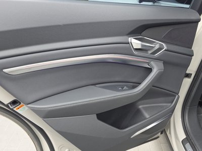 2022 AUDI E-TRON 缩略图 15