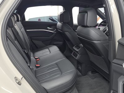 2022 AUDI E-TRON 缩略图 18
