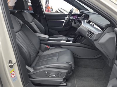 2022 AUDI E-TRON 缩略图 17