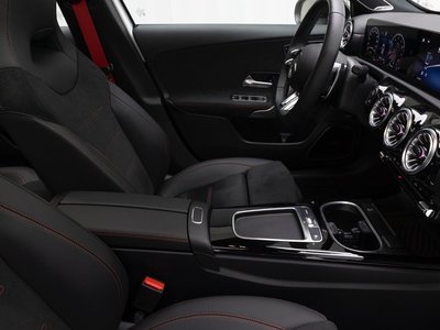 MERCEDES-BENZ A-CLASS - 9