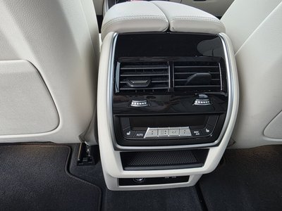 2025 BMW X5 — миниатюра 16
