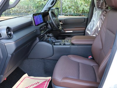 TOYOTA LAND CRUISER 250 - 10