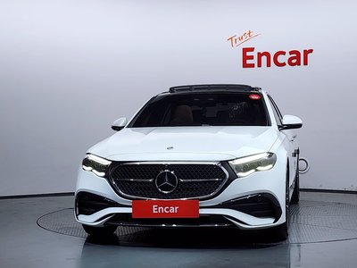 2025 Mercedes-BENZ E-CLASS — фото 2