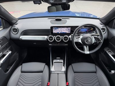 MERCEDES-BENZ GLB - 2