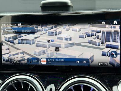 MERCEDES-BENZ GLB - 3