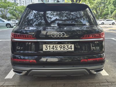 2021 AUDI Q7 photo 3