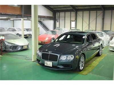 BENTLEY FLYING SPUR - 1