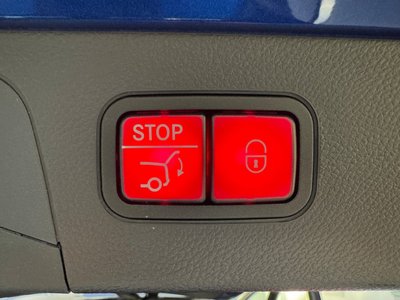 MERCEDES-BENZ GLC - 10