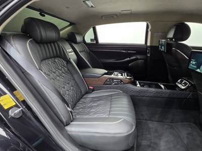 صورة مصغرة 19 لـ 2021 Genesis G90