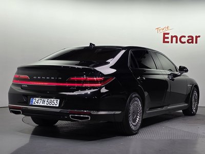 2021 Genesis G90 photo 4