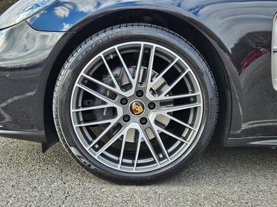 PORSCHE PANAMERA - 6