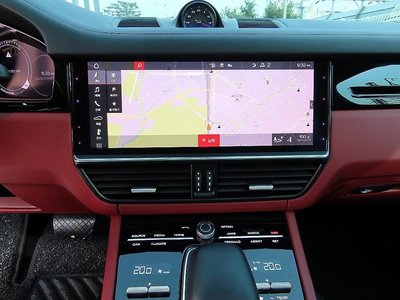 PORSCHE CAYENNE - 10