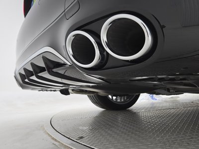 MERCEDES-BENZ E-CLASS - 2