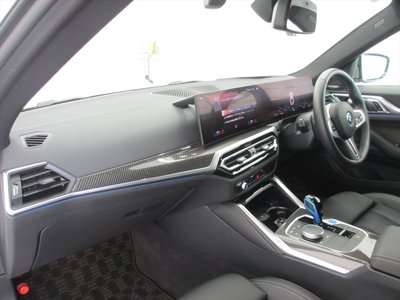 2022 BMW I4 photo 26