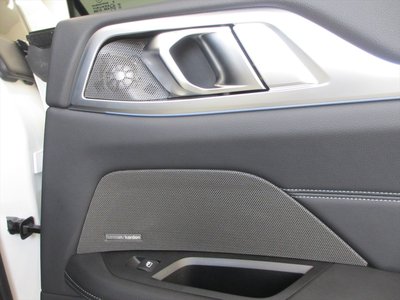 2022 BMW I4 photo 23