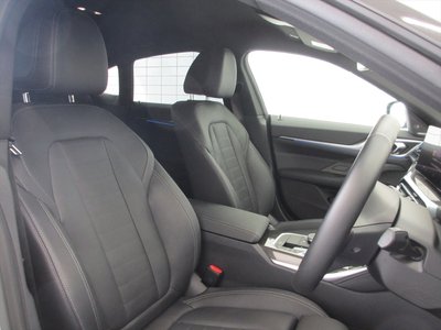 2022 BMW I4 photo 17