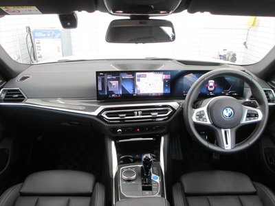 2022 BMW I4 photo 29