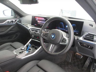 2022 BMW I4 photo 16