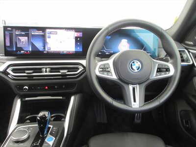 2022 BMW I4 photo 30